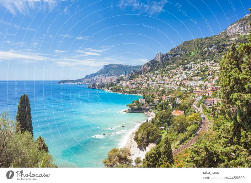 Blick auf Monaco Monte-Carlo von Roquebrune-Cap-Martin, Cote d'Azure, Frankreich Uferlinie berühmt montecarlo Feiertag exotisch Süden Vermögen Strandpromenade