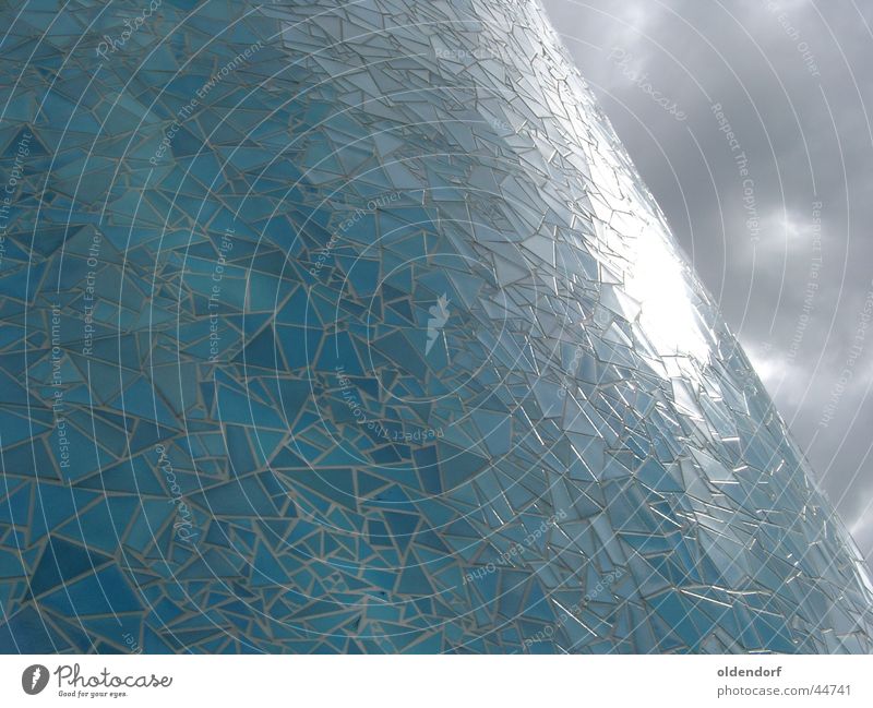 Spiegelung Reflexion & Spiegelung Bonn Oberfläche obskur Reflektion blau