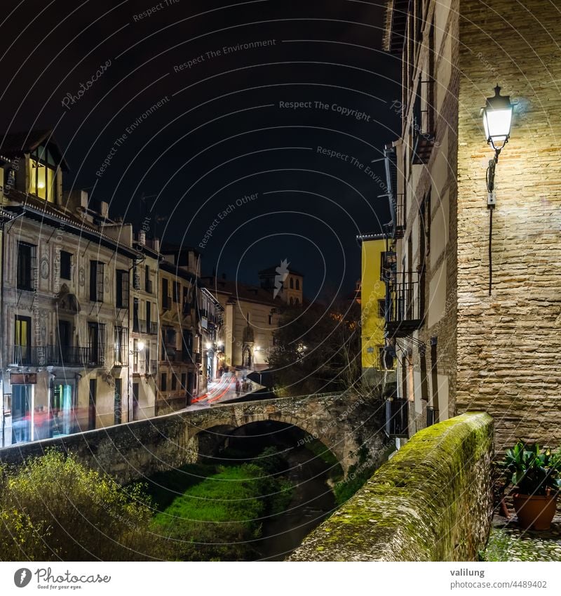 Nächtliche Stadtlandschaft in Granada, Spanien Andalusien Europa Europäer Spanisch antik Andalusia architektonisch Architektur Hintergrund schön Brücke Gebäude