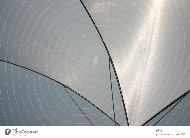 sunbrella Sonnenschirm Licht Beleuchtung Stoff Drahtgestell Gegenlicht obskur durchsichtig