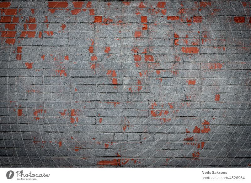 Rustikale Vintage alten schmuddeligen Muster, rot und weiß Backstein Hintergrund. Verfallene Backsteinmauer. Baustein Grunge texturiert schäbig Oberfläche
