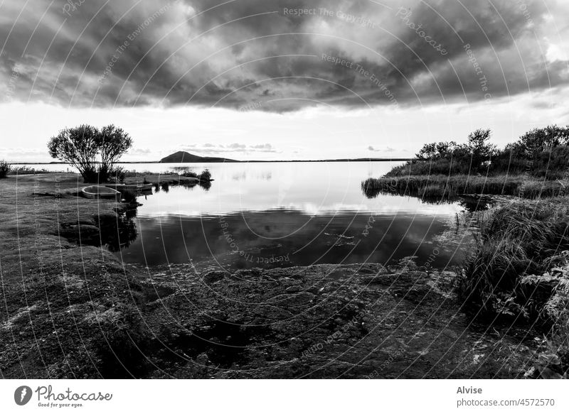 2021 08 13 Abend am Myvatn-See Landschaft Sonnenuntergang Mývatn reisen Natur im Freien Island Tourismus schön Boot Wasser Himmel Feiertag Sommer malerisch