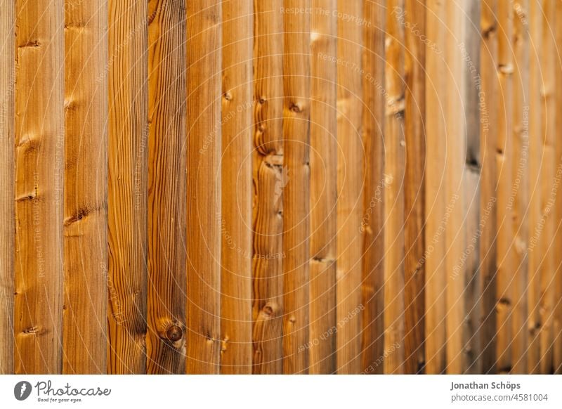helle braune Holztextur gleichmäßig als Hintergrund Menschenleer Abnutzung Außenaufnahme Wand Hintergrundbild Oberflächenstruktur flach Muster einfach