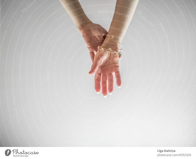 Hände Hand Haut Handfläche Finger Mensch Arme sehr wenige minimalistisch Körperteil Handgelenk