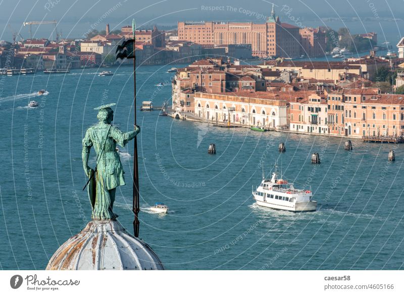 Statue des Heiligen Georg auf der Kuppel der Kirche San Giorgio Maggiore in Venedig reisen Gefäße oben george Verkehr Dom Italien Architektur Insel MEER Wasser