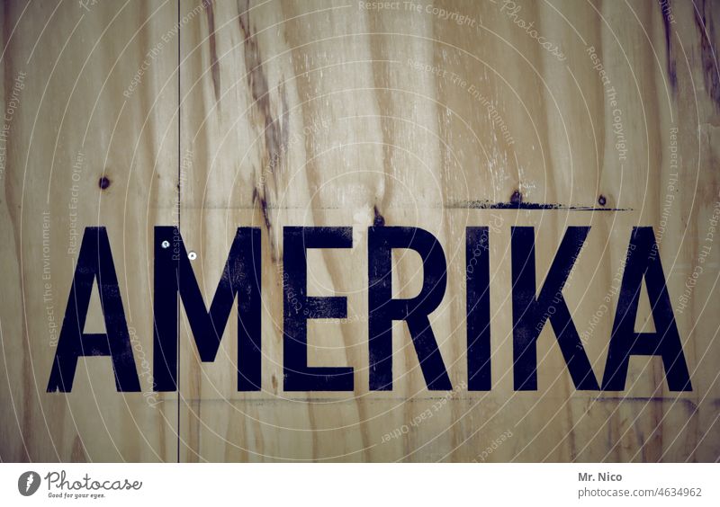 An Erika Amerika USA Text patriotisch Patriotismus Vereinigte Staaten Schriftzeichen Kiste Beschriftung Holzkiste Fracht Spedition Güterverkehr & Logistik Ziel
