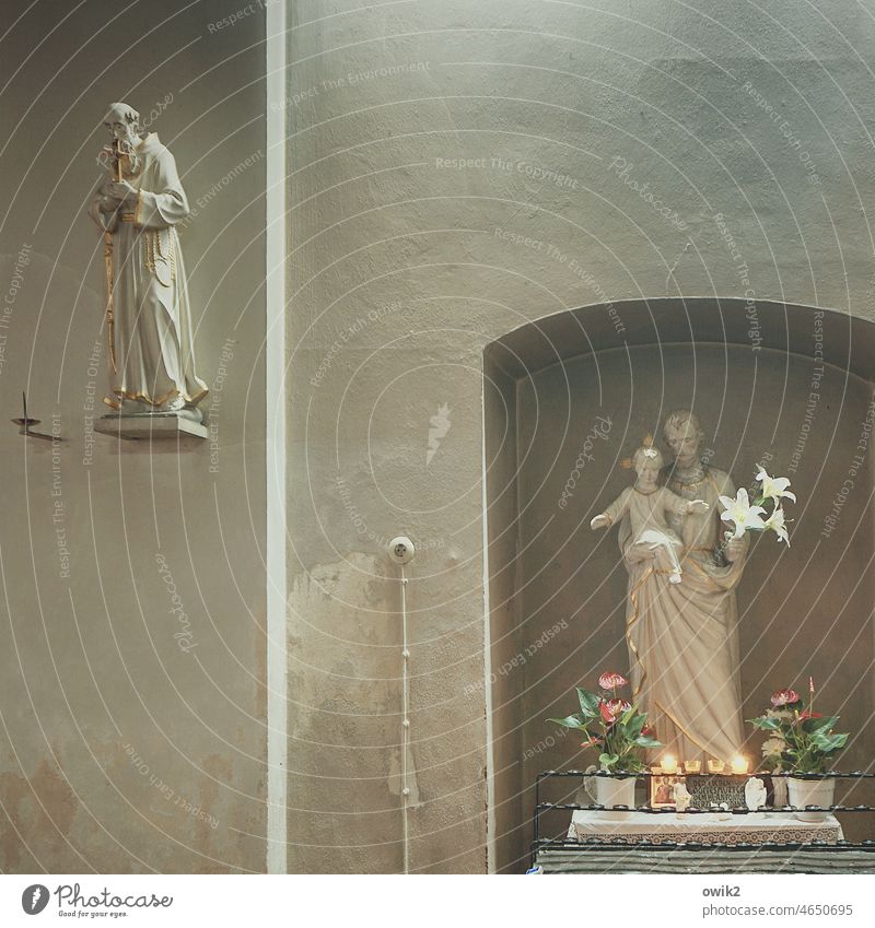 Fürsprache Heiligenfigur Kirche Glaube Farbfoto Katholizismus Zeichen Spiritualität katholisch Sehenswürdigkeit religiös Bildhauerei Kunstwerk Patron