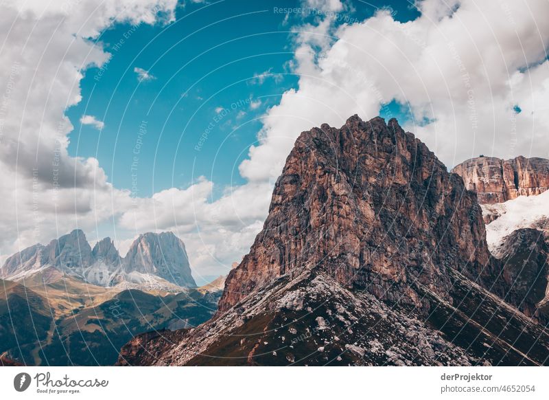 Felsnadel in der Sonne im Gebirge von Südtirol Panorama (Aussicht) Zentralperspektive Starke Tiefenschärfe Silhouette Kontrast Lichterscheinung Sonnenstrahlen