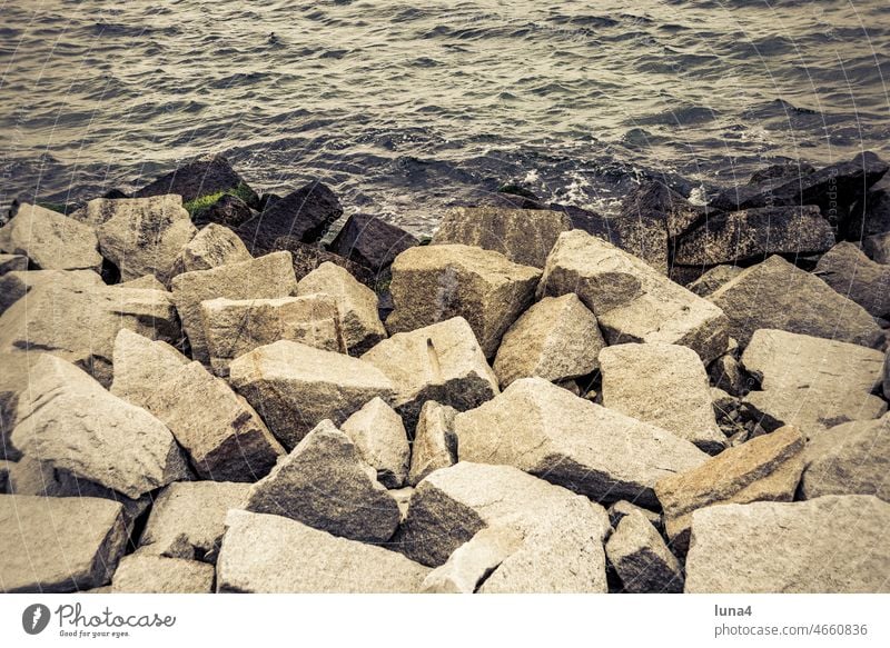 Steine und Meer Hel Strand Hela Herbst Ostsee Polen Ufer Schutz Befestigung Küste Wasser Küstenschutz