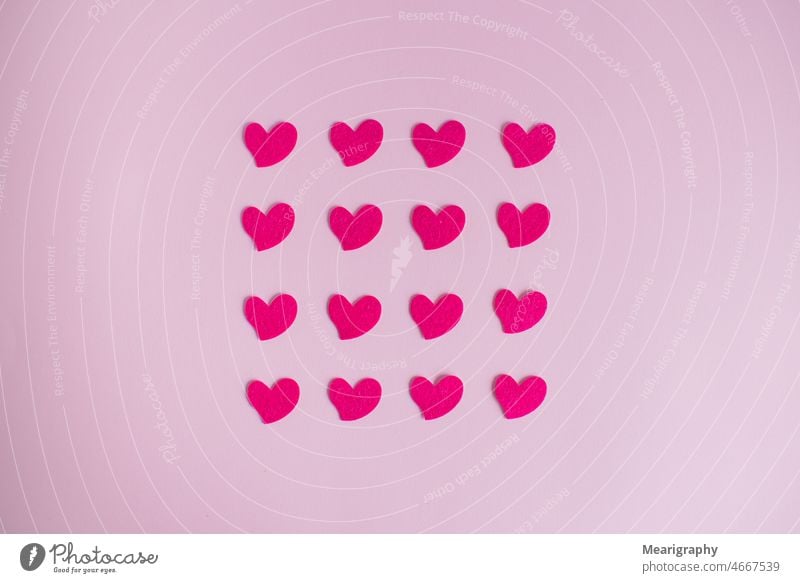 Stapel roter Herzen Valentinstag Valentinsgruß Basteln Handwerk mehrere Herzen Liebe Herzliebe rosa rosa Hintergrund rote Herzen rosa Herzen Liebestag diy