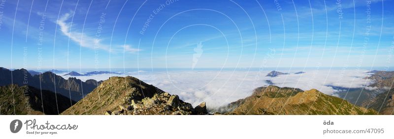 korsische Aussicht #3 Panorama (Aussicht) Nebel Wolken Horizont Meer Korsika Berge u. Gebirge Sonne gr20 groß Panorama (Bildformat)