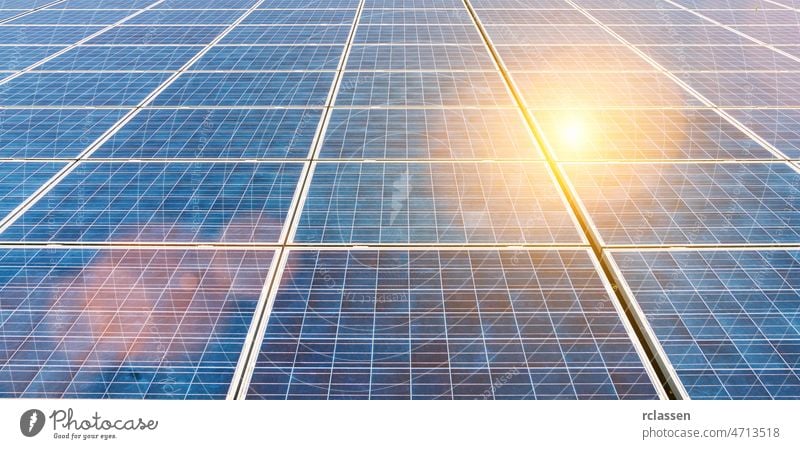 Solarmodul, Photovoltaik, alternative Stromquelle - Konzept der nachhaltigen Ressourcen solar Panel Energie Sonne Zelle grün System heimwärts Industrie Erzeuger