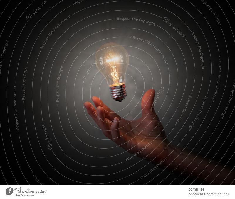Gute Idee! kreativ Einmarsch Kreativität Beton Erfindung innovativ Erfinden Glühbirne Inspiration Interesse Hand Erfolg Technik & Technologie Business