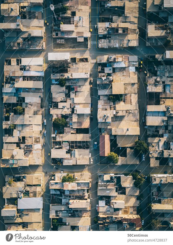 Peruanisches Dorf von Oben Drohnenansicht Luftaufnahme Blick nach unten Farbfoto Menschenleer Ferien & Urlaub & Reisen Ferne Außenaufnahme Kleinstadt Haus dorf