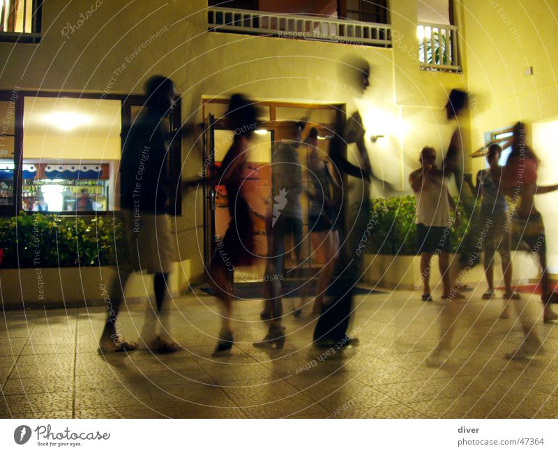 Salsa-Fieber Salsatänzer Tanzen Tanzveranstaltung Kuba Nacht Party Paar Mensch Bewegung Freude Open Air Langzeitbelichtung Partygast