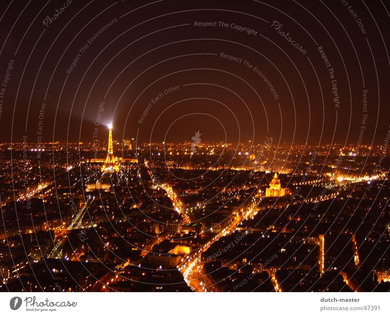 Paris in der Nacht traumhaft lichtermehr hoch