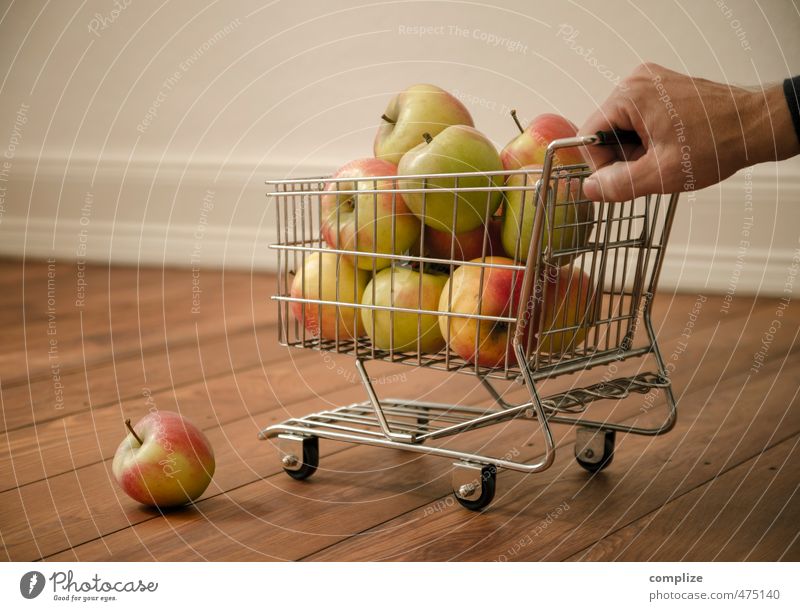 Neulich im Apple-Store Lebensmittel Frucht Apfel Ernährung Essen Bioprodukte Vegetarische Ernährung Fasten Saft kaufen Gesundheit Gesunde Ernährung Wohlgefühl