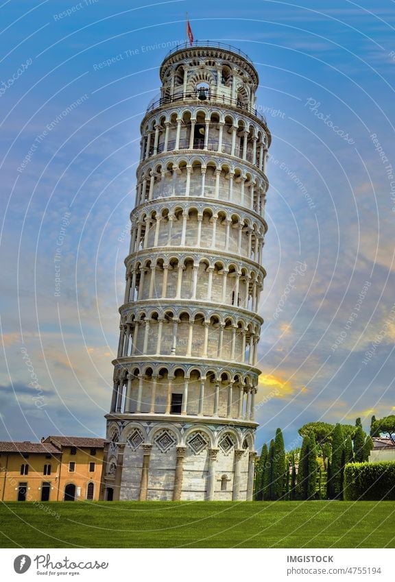 Schiefer Turm von Pisa, Italien antik Architektur Basilika schön Bell Tower Gebäude campo Stadtbild Ausflugsziel Ziele Dom Duomo Abenddämmerung früher Abend