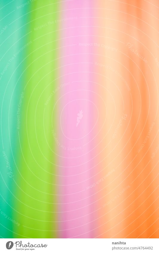 Bunter Regenbogen und abstrakter Hintergrund mit leuchtenden Farben farbenfroh pulsierend kreativ Kreativität Formen weich verrückt merkwürdig Freude Linien