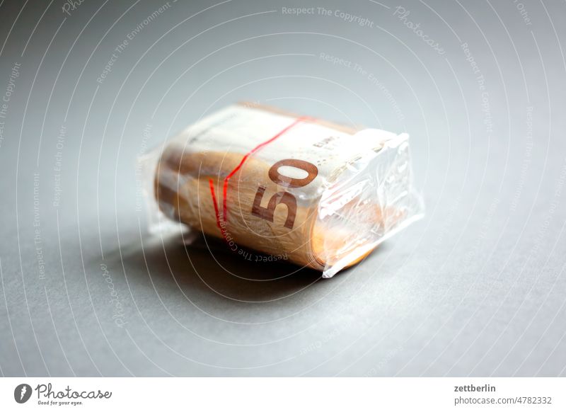 Geldscheine again abrechnung bank bar bargeld barzahlung bestechung bestechungsgeld betrag bezahlen euro finanzen geldbetrag geldschein konsum korruption