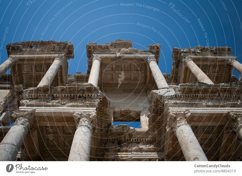 Ruinen der Bibliothek des Celsus in Ephesus Historie Ephesos Wahrzeichen Archäologie Antiquität Denkmal Truthahn antik architektur
asien efes Kultur Tempel
