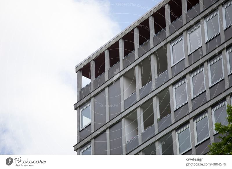 [hansa BER 2022] - Balkonien im Hansaviertel Geometrie siedlung pastell moderne Hansaviertel Berlin ästhetisch Neues Bauen minimal mietskaserne mietshaus farbe