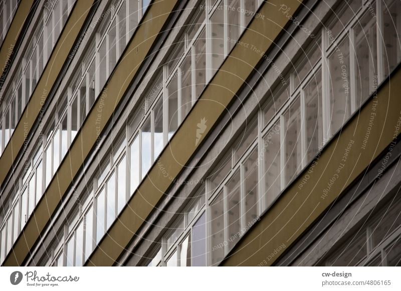 [hansa BER 2022] Interbau Apartment House / Oscar Niemeyer Architektur architektonisch Architekturfotografie Architektur und Gebäude architektonische Details