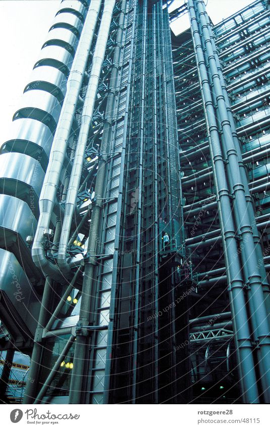 Ruhrpott in London Fahrstuhl Ruhrgebiet Fassade Metall Architektur