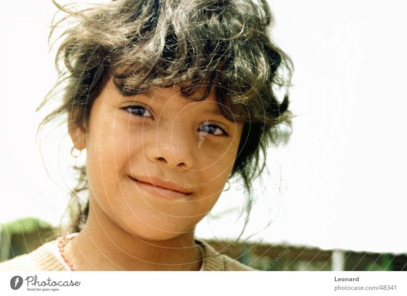 Lächeln Kind Mädchen Frau grinsen Guatemala Mensch lachen Gesicht Sonne Schatten child latin america