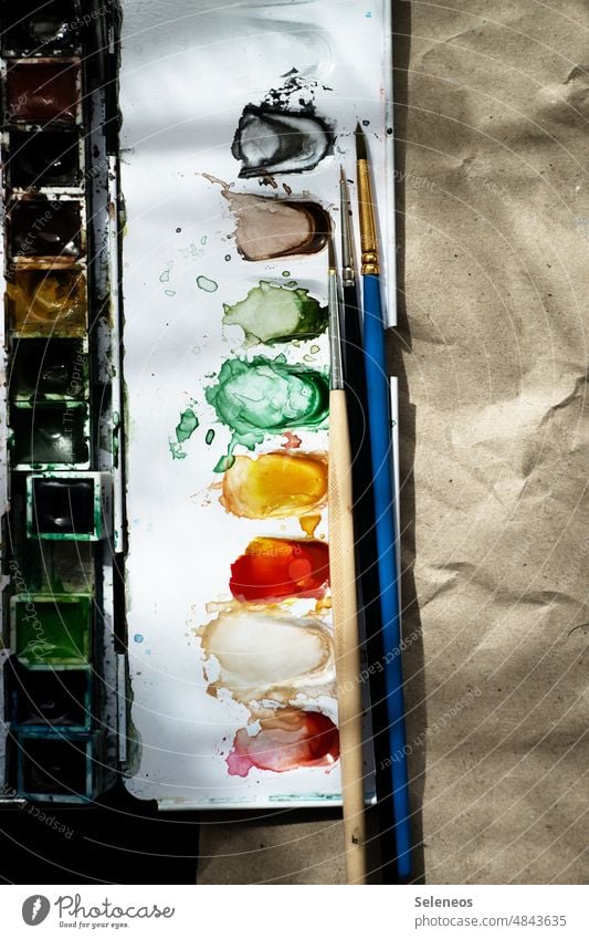 Farbpalette farbpalette Farben malen Wasserfarbe Pinsel Kunst Kreativität Freizeit & Hobby mehrfarbig zeichnen Aquarell Farbfoto Maler Malutensilien Farbkasten