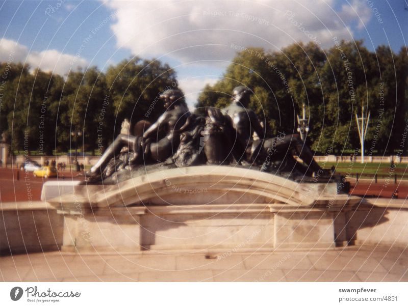 Statuen London Buckingham Palace Park