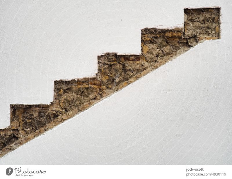Tatort | Treppe aus längst vergangener Zeit historisch Architektur einfach weiß Symmetrie sichtbar diagonal Strukturen & Formen Hintergrund neutral Silhouette