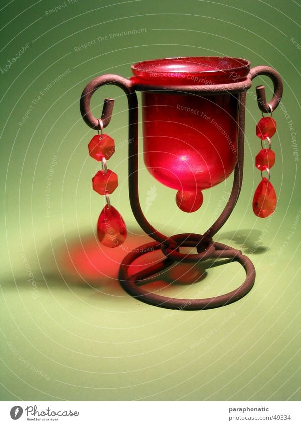 Teelichthalter Lampe rot braun grün Licht erleuchten Stil Fototisch Innenaufnahme hell Kitsch omas lampe Rost