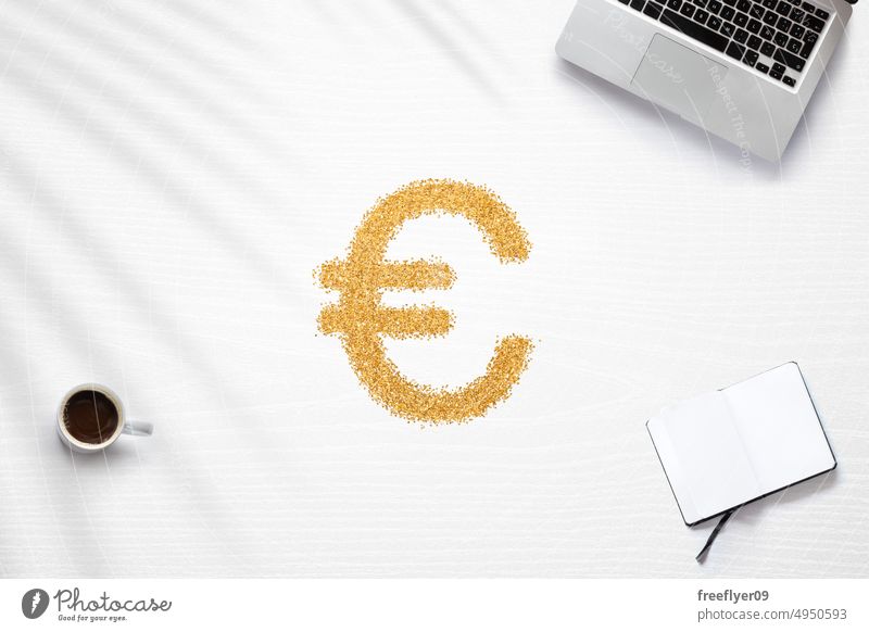 Szene über das Verdienen eines Gehalts von einem Heimbüro aus Euro Europa Wirtschaft Investition Business Einkommen Geld Erfolg Finanzen Wachstum Inflation