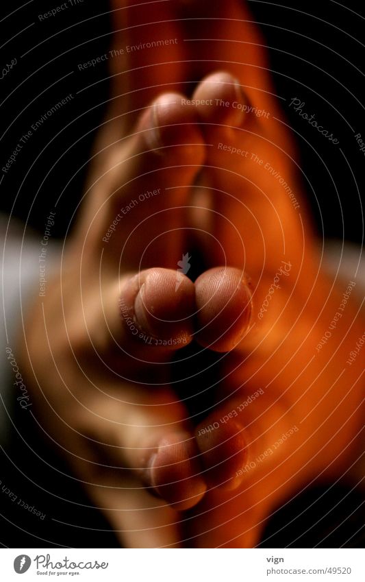 Fingerspitzengefühl Hand gestikulieren Intuition Fingernagel Schwache Tiefenschärfe Kontakt Körperteile