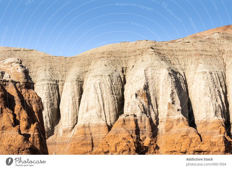 Sandsteinfelsen an einem sonnigen Tag Klippe Formation Natur Landschaft Sommer Berge u. Gebirge atemberaubend Hochland Goblin Valley State Park Utah USA amerika