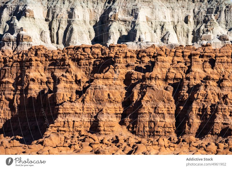 Sandsteinfelsen an einem sonnigen Tag Klippe Formation Natur Landschaft Sommer Berge u. Gebirge atemberaubend Hochland Goblin Valley State Park Utah USA amerika