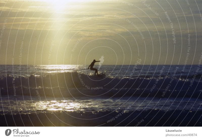 surfer Sommer Surfer Atlantik Frankreich Meer Strand Surfen Abend Sonne Freiheit