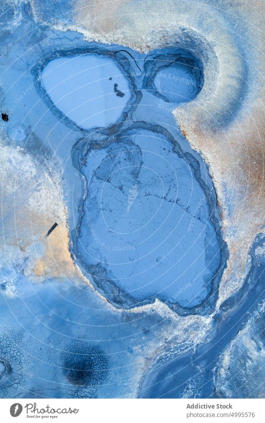 Blubbernder Schlammtopf im Geothermiegebiet Schlammpot Schaumblase Krater Gegend Boden vulkanisch Gelände rau reykjahlid Island hverir Natur Oberfläche