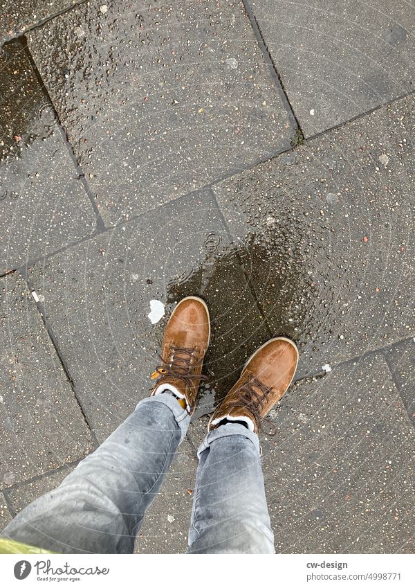 [HH unnamed road] with new boots Hamburg Photocaseuser Schuhe Regen Photocaseusertreffen nass regnerisch regnerisches Wetter Regentropfen Wassertropfen Herbst