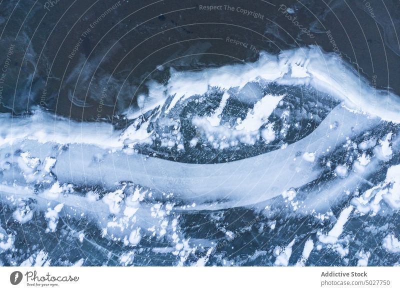 Gefrorener See im Winter Eis Gletscher gefroren Natur Norden Hintergrund Geologie kalt Umwelt Wetter rau Saison malerisch Schnee arktische abstrakt solide