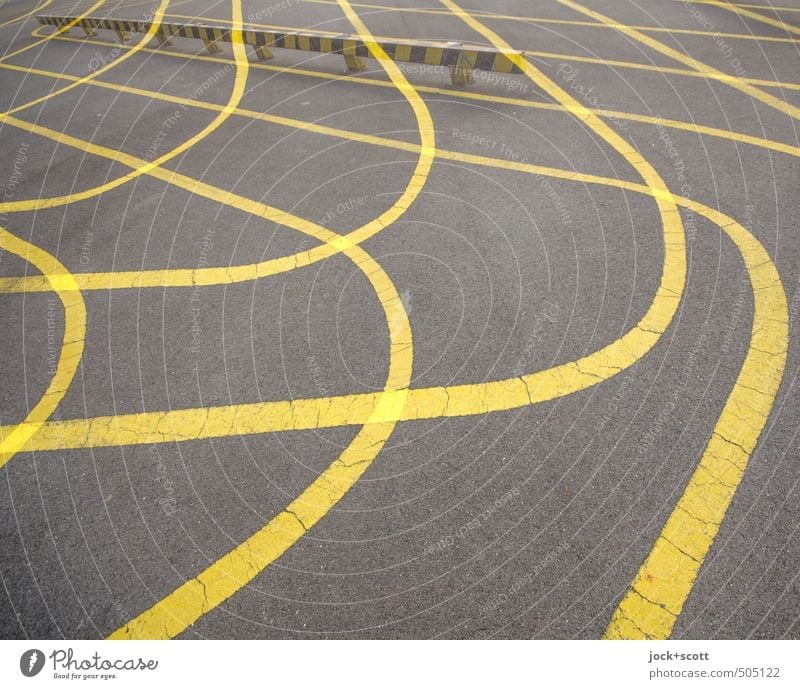 Über-Kreuz-Übung Sportstätten Skateplatz lang viele gelb achtsam komplex Wege & Pfade Doppelbelichtung geschwungen Bogen Reaktionen u. Effekte Illusion