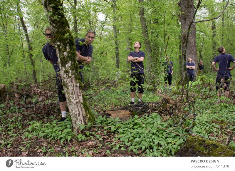 Sieben ruhig maskulin Menschengruppe Kunst Kunstwerk Natur Landschaft Baum Wald entdecken Kommunizieren Spielen Fröhlichkeit Zusammensein verrückt viele grün