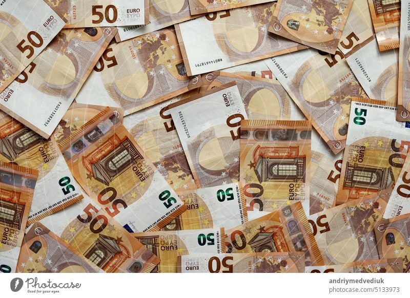 Hintergrund von 50 Euro-Banknoten schön angelegt. Euro-Geld. Europäische Union Banking, finanzielle Einsparungen. Konzept der Wirtschaft. Banken, Geld, Reichtum, Finanzen und geschäftlichen Erfolg.