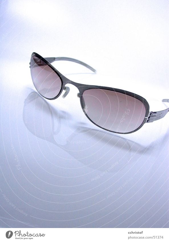 Sonnenbrille Reflexion & Spiegelung Glas Metall Schutz Schatten sunglasses protection