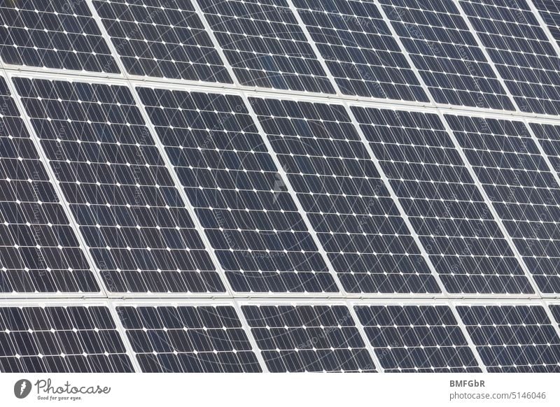 Solarzellen Bildausfüllend sonnenkollektoren photovoltaikanlage technologie solartechnik solarzellen fotovoltaik umweltschutz klimaschutz enegiesparen