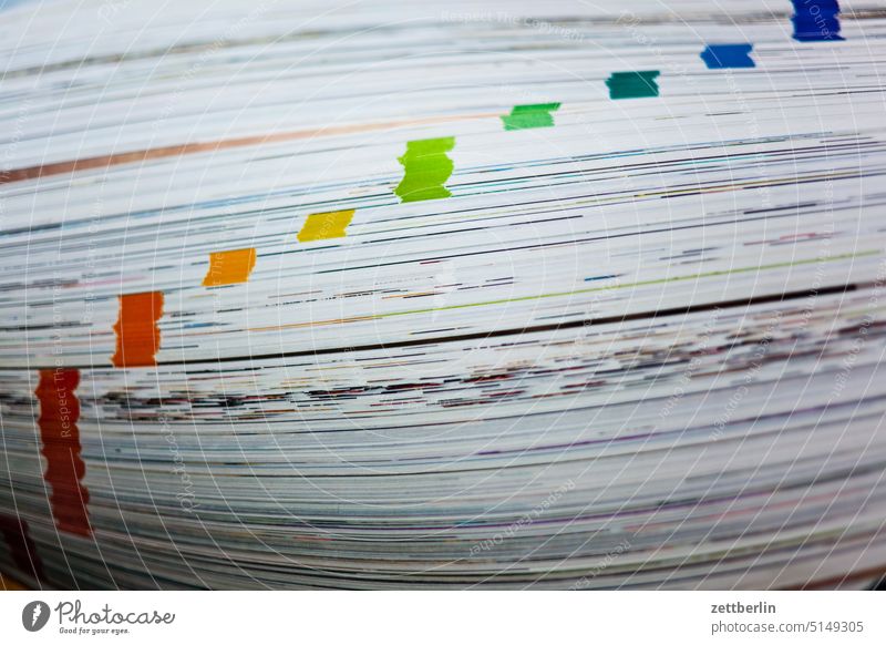 Katalog bunt druck druckerei drucksache einteilung farbe farbig farbkalibrierung farbmuster farbspektrum farbverlauf farbwert kapitel kodierung register