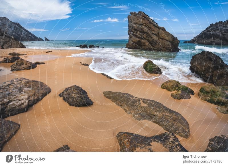 Felsen am Strand von Adraga - Praia da Adraga Sintra, Portugal reisen adraga Meer Landschaft Natur Wellen Sand Wasser Küste atlantisch MEER Himmel blau schön