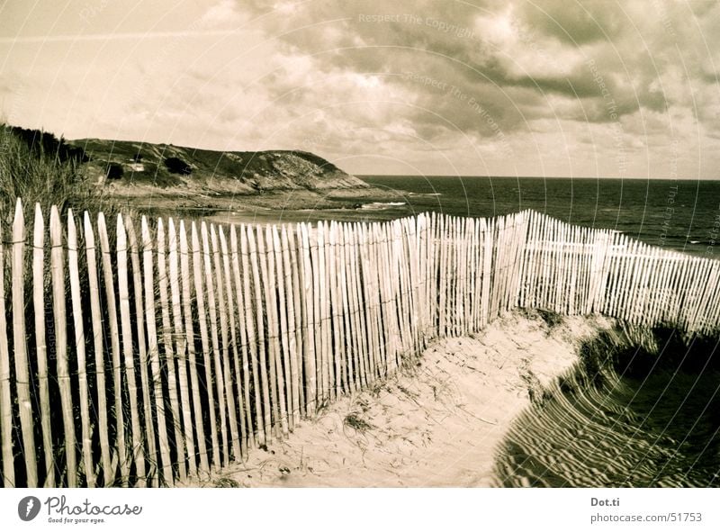 Weg zum Strand einer Bucht in der Bretagne analog Ferien & Urlaub & Reisen Sommer Meer Natur Landschaft Sand Wasser Himmel Wolken Horizont Sonnenlicht Wetter