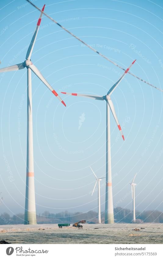 Windräder windräder Windenergie Energiewirtschaft morgens auf dem land